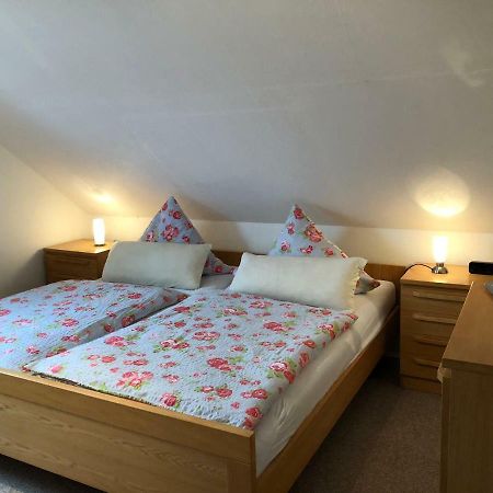 Gaestehaus Katharina Apartment Mullenbach Bagian luar foto